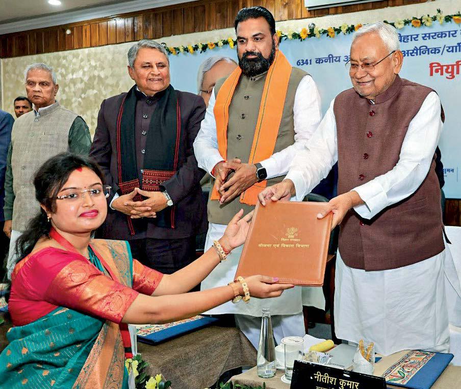 NITISH DOES A JOB ON TEJASWI